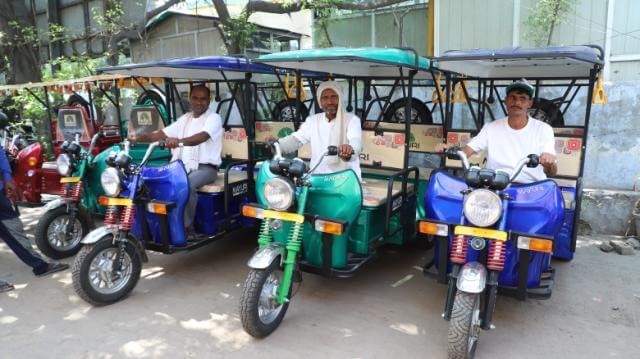 E-Rickshaw Program: Meet Some of the New Retirees - Animal Rahat