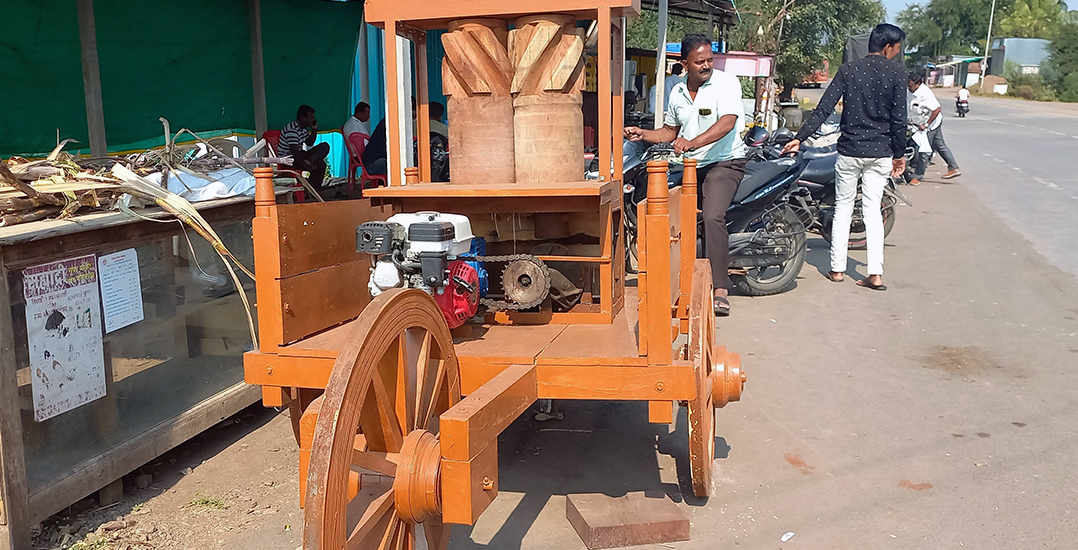 This image shows an electric sugar cane crushing machine.