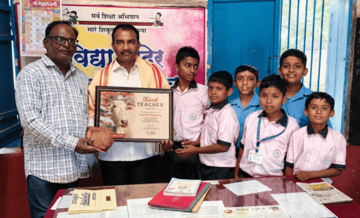 Celebrating Compassion: Kolhapur Teacher and Snake Rescuer Receives Animal Rahat’s First-Ever Kind Teacher Award